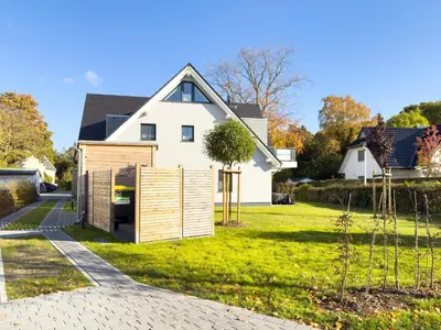 Ein Garten an der Unterkunft uns Leef