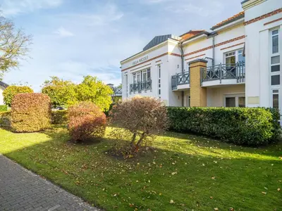 Ein Garten an der Unterkunft Villa Nicole - Wohnung 01