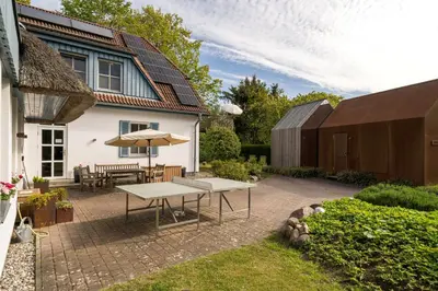 Ein Garten an der Unterkunft Haus am Schilf - Wohnung 4