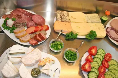 Essen in der Ferienwohnung oder in der Nähe