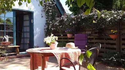 Ein Garten an der Unterkunft Lütt Klönhus