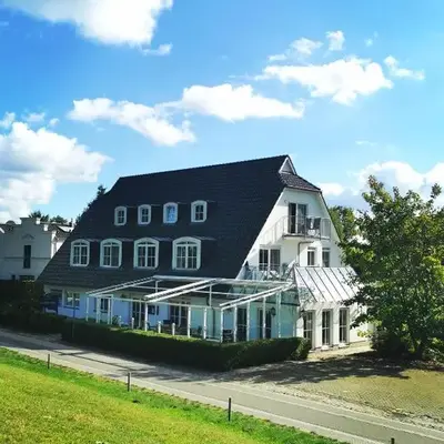 UNSERE PERLE MIT ZWEI BALKONEN im Bernsteinhaus Zingst - 4 -