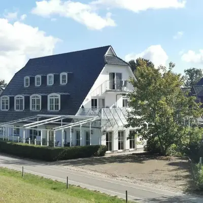 UNSERE 1-RAUM-PERLE MIT GROSSER TERRASSE im Bernsteinhaus Zingst - 6 -
