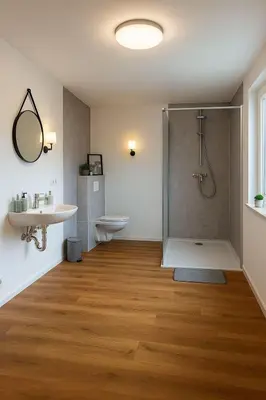 Ein Badezimmer in der Unterkunft Dat Fischerhuus Kapitänskoje zwischen Ostsee und Bodden direkt am Hafen