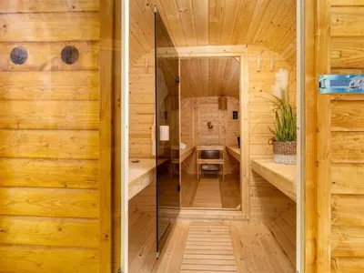 Ein Badezimmer in der Unterkunft House on the beach 5