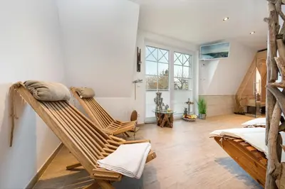 Ein Sitzbereich in der Unterkunft Villa Strandblick 4