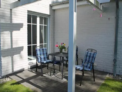 Ein Patio oder anderer Außenbereich in der Unterkunft Ferienwohnung in Zingst mit Terrasse