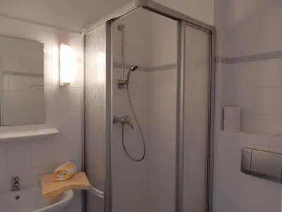 Ein Badezimmer in der Unterkunft Resi A2