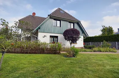 Ein Garten an der Unterkunft Kranichguck, App 2