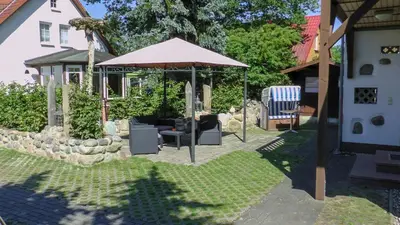 Ein Garten an der Unterkunft Windflüchter Brise