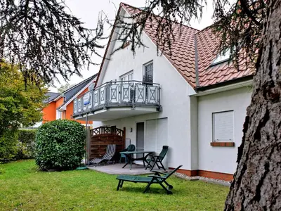 Ein Garten an der Unterkunft Zur Hanse Wohnung 4 5 - Zur Hanse West