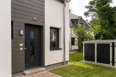 Das Gebäude in dem sich die Ferienwohnung befindet