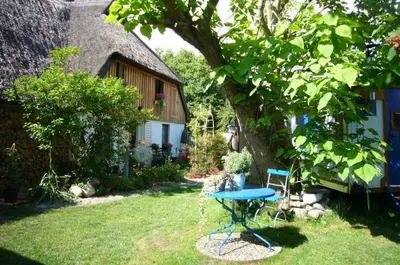 Ein Garten an der Unterkunft Naturwerk