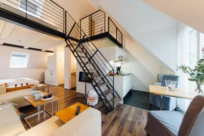 Ein Sitzbereich in der Unterkunft M2 Living Maisonette Apartment No 8