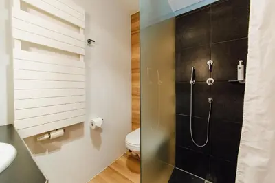 Ein Badezimmer in der Unterkunft M2 Living Apartment No 6